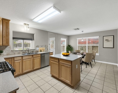 5123 Forest Sage Lane - Photo Thumbnail 7