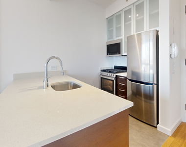 808 Columbus Ave - Photo Thumbnail 1