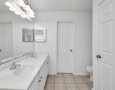 16850 Brooktondale Court - Photo Thumbnail 25