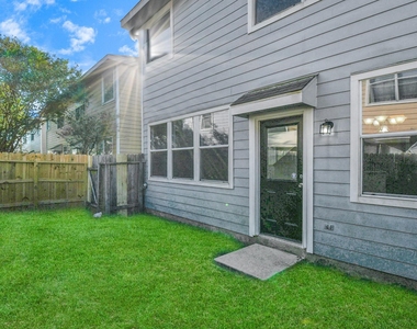 16850 Brooktondale Court - Photo Thumbnail 8
