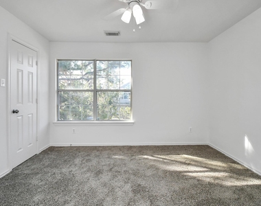 16850 Brooktondale Court - Photo Thumbnail 32