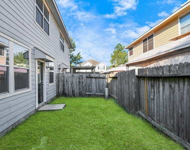 16850 Brooktondale Court - Photo Thumbnail 9