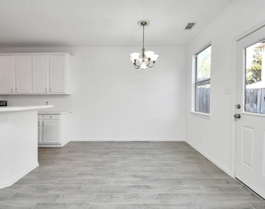 16850 Brooktondale Court - Photo Thumbnail 14
