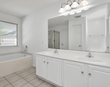 16850 Brooktondale Court - Photo Thumbnail 27