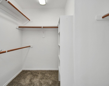 16850 Brooktondale Court - Photo Thumbnail 28