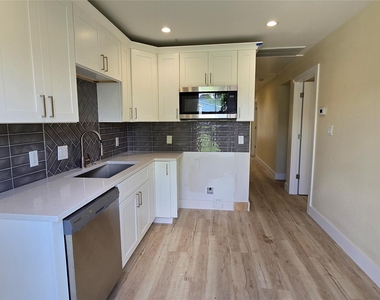 3733 Seabrook Street - Photo Thumbnail 2