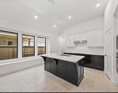 4142 Kinsey Street - Photo Thumbnail 4