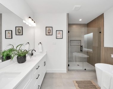 860 Rachel Street - Photo Thumbnail 29