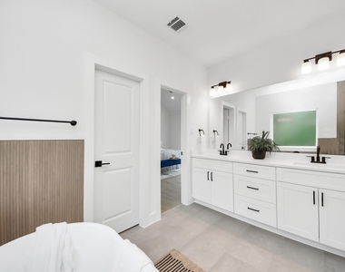 860 Rachel Street - Photo Thumbnail 31