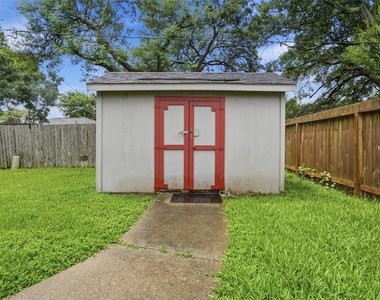 10114 Belfast Road - Photo Thumbnail 23
