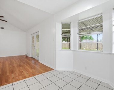 10114 Belfast Road - Photo Thumbnail 8