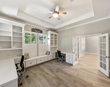 16815 Osprey Bend Drive - Photo Thumbnail 3