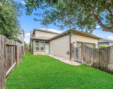 16815 Osprey Bend Drive - Photo Thumbnail 29