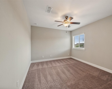 16815 Osprey Bend Drive - Photo Thumbnail 16