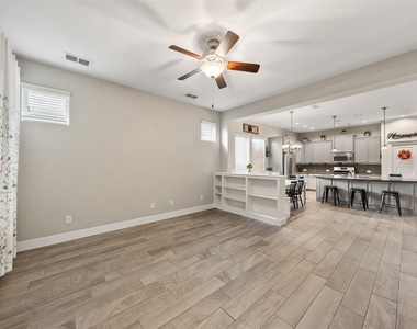 16815 Osprey Bend Drive - Photo Thumbnail 9