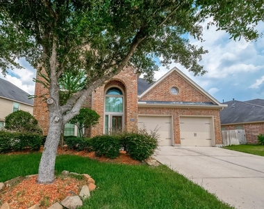 16010 Juniper Shores Drive - Photo Thumbnail 1