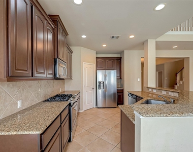 16010 Juniper Shores Drive - Photo Thumbnail 9