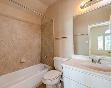 16010 Juniper Shores Drive - Photo Thumbnail 15