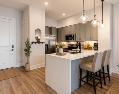 1508 Blodgett Street - Photo Thumbnail 1