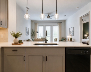 1508 Blodgett Street - Photo Thumbnail 6