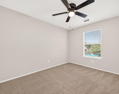4115 Sand Ripple Lane - Photo Thumbnail 15