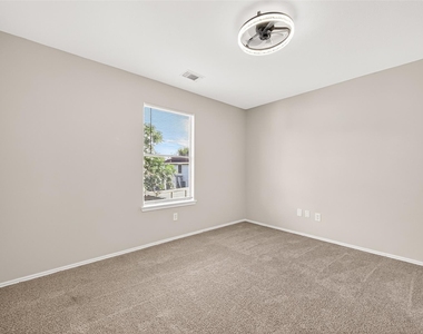 4115 Sand Ripple Lane - Photo Thumbnail 11