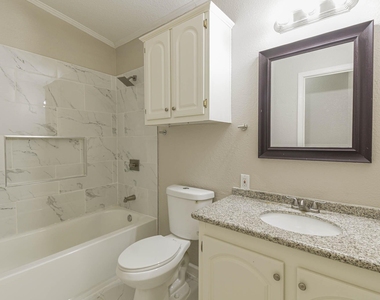 10210 Berrypatch Lane - Photo Thumbnail 5