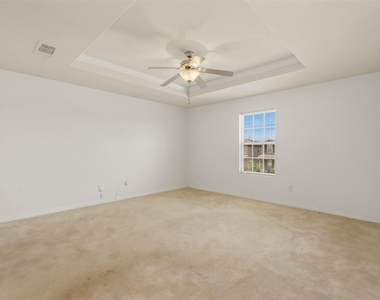 6810 Cortenridge Lane - Photo Thumbnail 14
