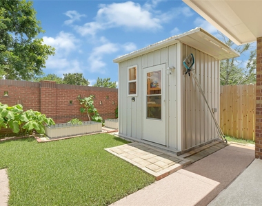 28639 Rolling Ridge Drive - Photo Thumbnail 29