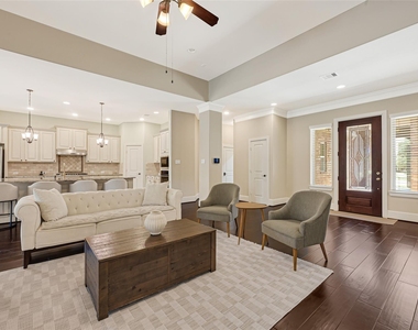 28639 Rolling Ridge Drive - Photo Thumbnail 7
