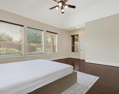 28639 Rolling Ridge Drive - Photo Thumbnail 15