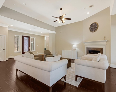 28639 Rolling Ridge Drive - Photo Thumbnail 6