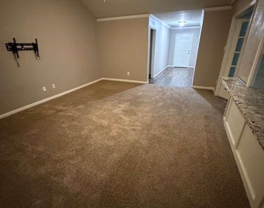 2023 Lost Pine Court - Photo Thumbnail 9