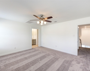 11910 De Carvalho Lane - Photo Thumbnail 19