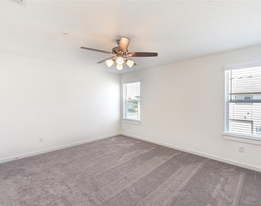 11910 De Carvalho Lane - Photo Thumbnail 20
