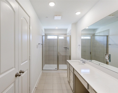 11910 De Carvalho Lane - Photo Thumbnail 21