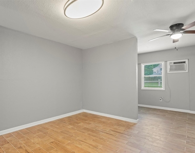 3420 Michigan Street - Photo Thumbnail 3