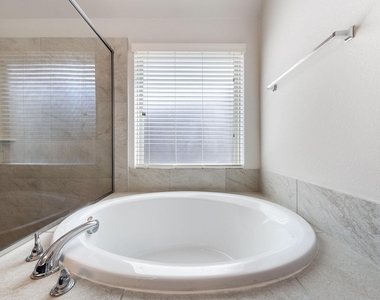 357 Capriccio Lane - Photo Thumbnail 11