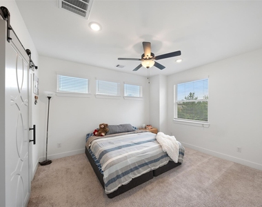 18814 River Overlook Court - Photo Thumbnail 18