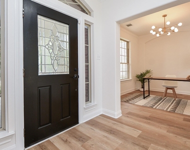 18 Hadlock Pl - Photo Thumbnail 3