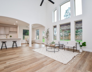 18 Hadlock Pl - Photo Thumbnail 7
