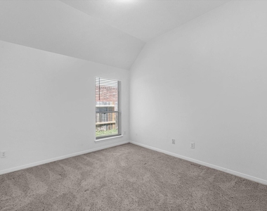 5805 Windy Knoll Lane - Photo Thumbnail 14