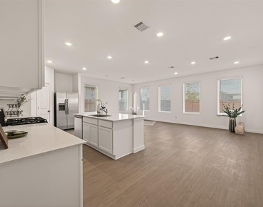 3048 Waterwood Pass Drive - Photo Thumbnail 15