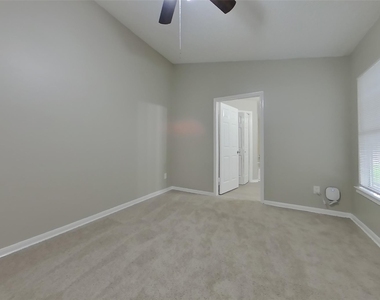 3103 Kelling Street - Photo Thumbnail 7