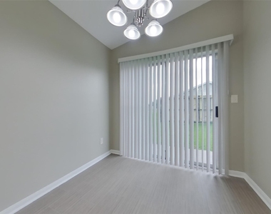 3103 Kelling Street - Photo Thumbnail 3