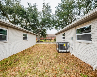 5042 Mallow Street - Photo Thumbnail 11
