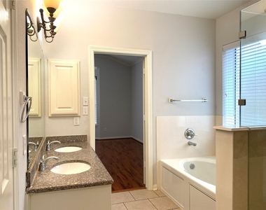 10231 Turrett Point Lane - Photo Thumbnail 6