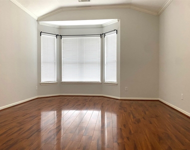 10231 Turrett Point Lane - Photo Thumbnail 5