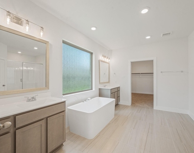 832 Sarasota Shore Drive - Photo Thumbnail 24