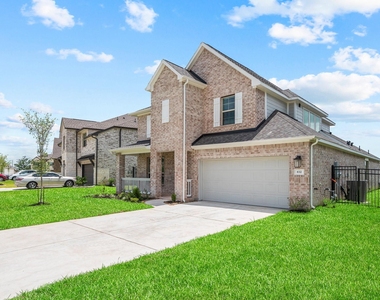 832 Sarasota Shore Drive - Photo Thumbnail 1